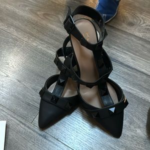 Mix no. 6 pumps worn once